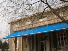 加（jiā）強型伸縮蓬